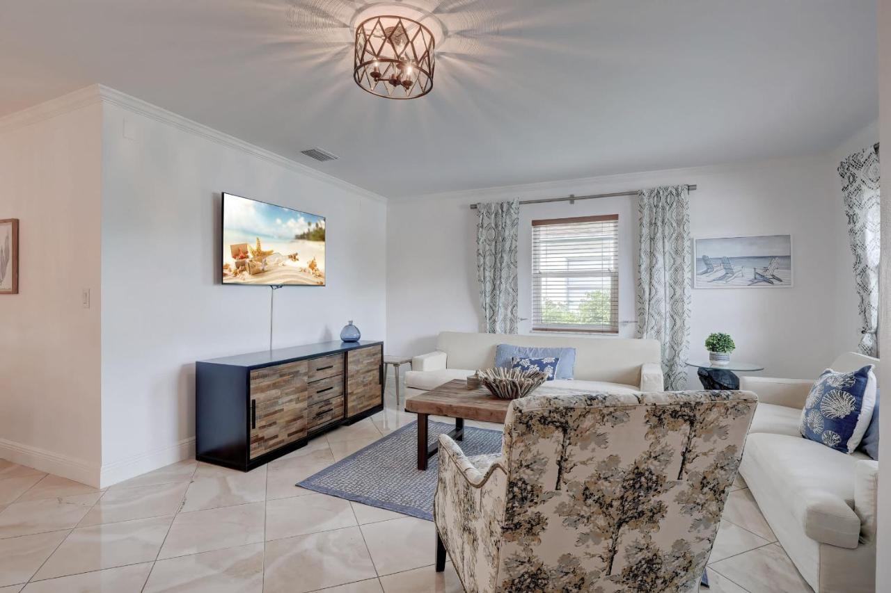 Pool Home Super Close To Vanderbilt Beach North North Naples エクステリア 写真