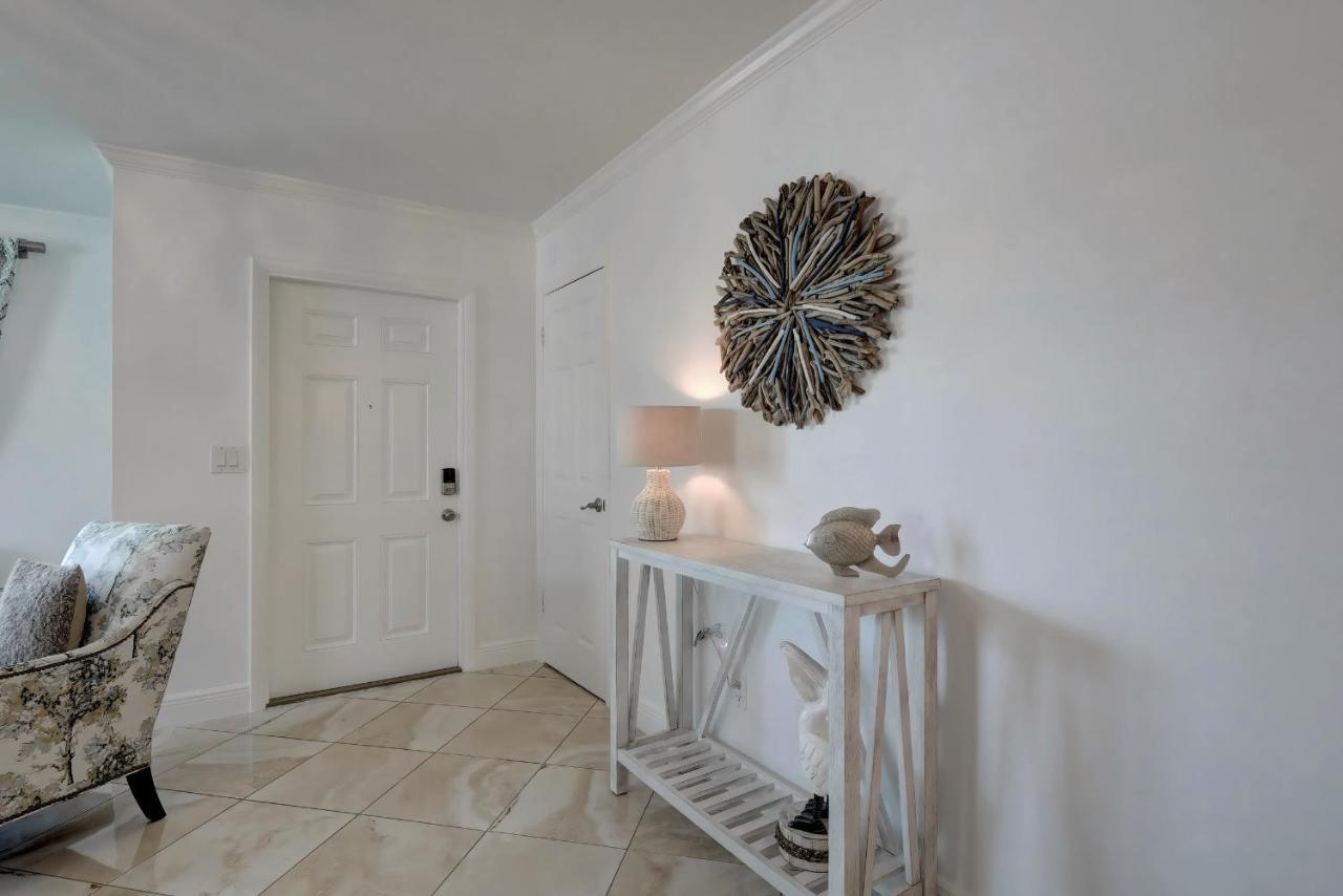 Pool Home Super Close To Vanderbilt Beach North North Naples エクステリア 写真
