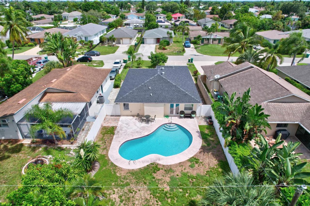 Pool Home Super Close To Vanderbilt Beach North North Naples エクステリア 写真