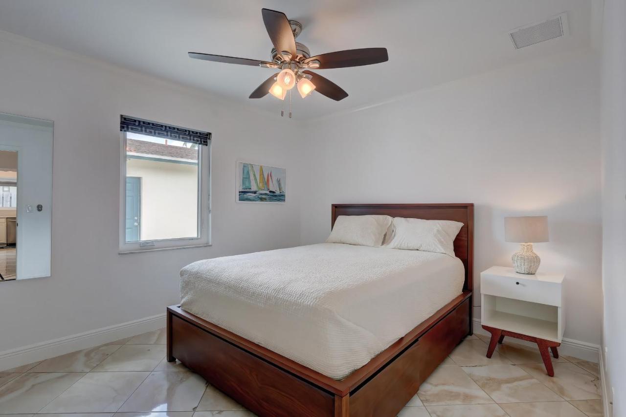 Pool Home Super Close To Vanderbilt Beach North North Naples エクステリア 写真
